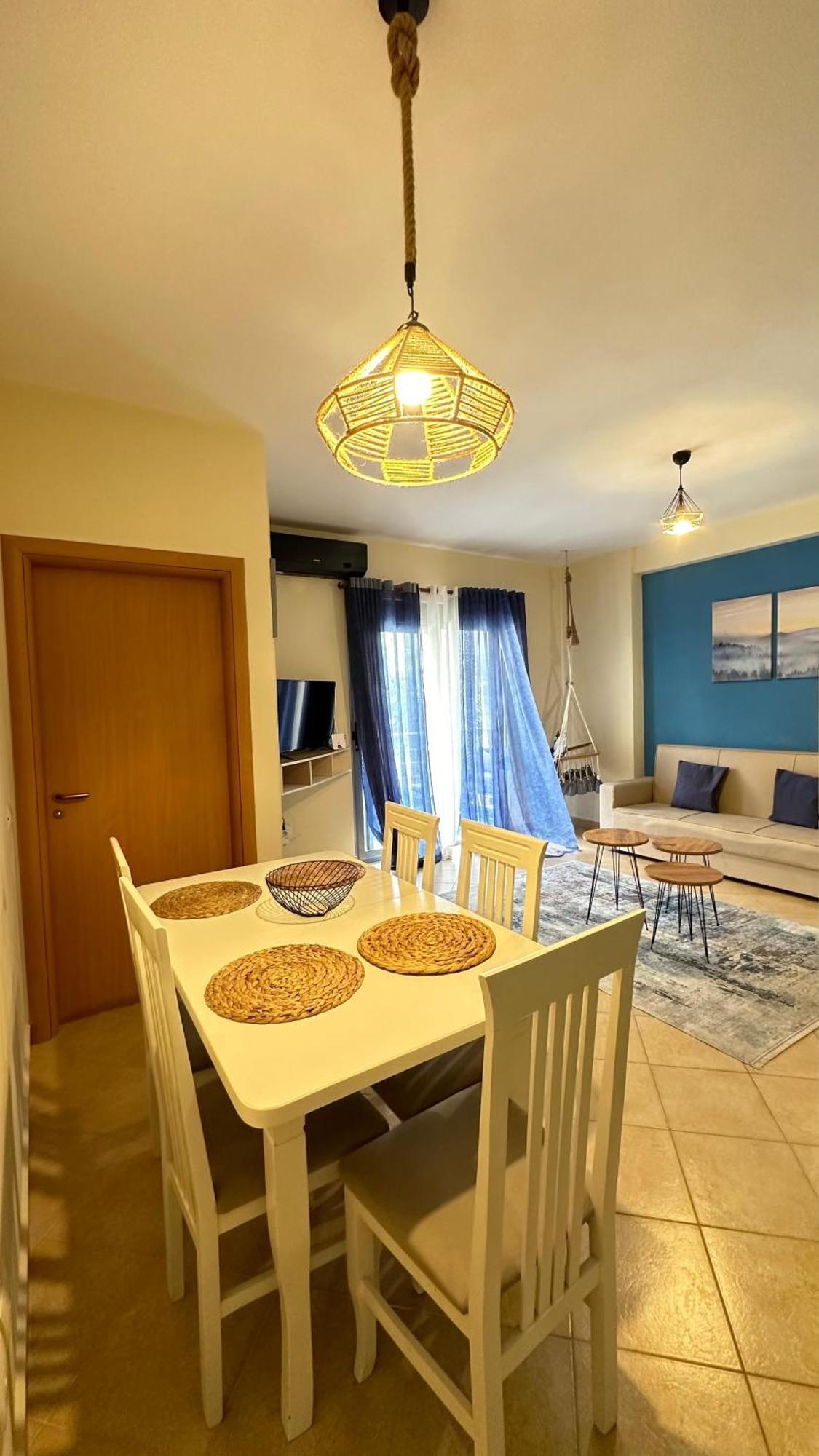 Lungomare Stay 24/7 Self Check-In Vlorë 外观 照片